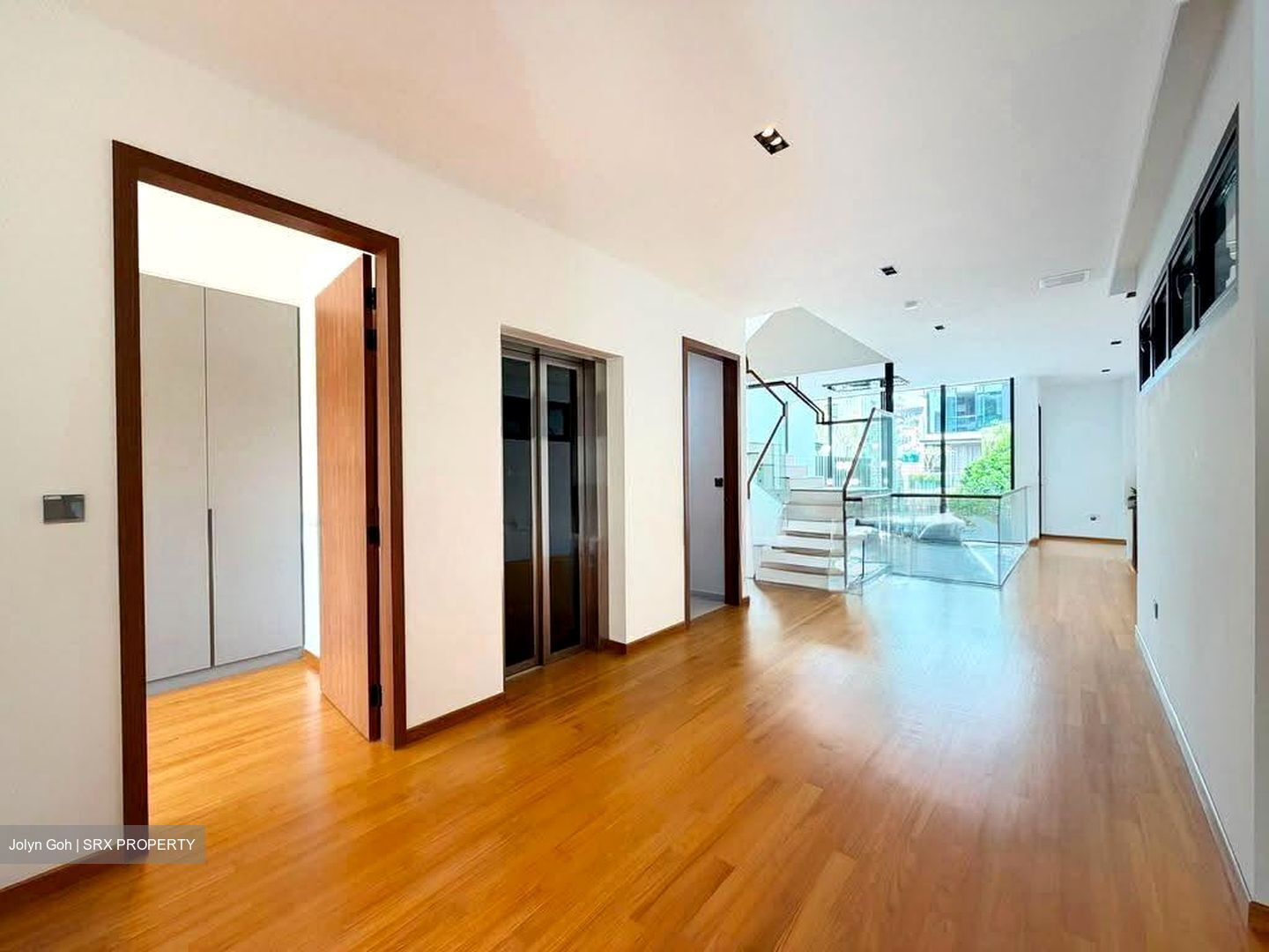 Sembawang Straits Estate (D27), Terrace #606999871